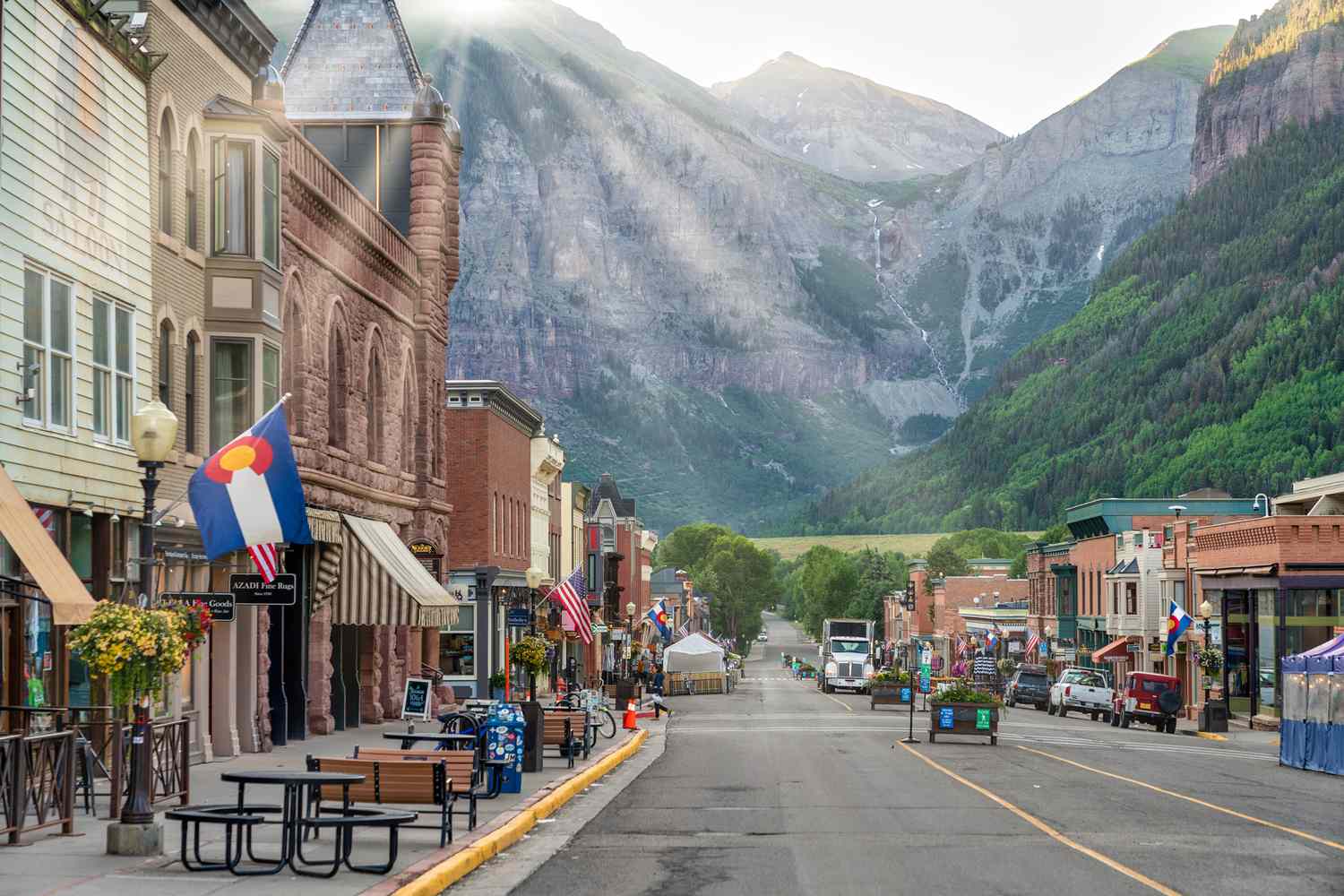 Top 10 Charming Mountain Towns in Colorado, As Recommended by a Local Expert – Mirror Brief